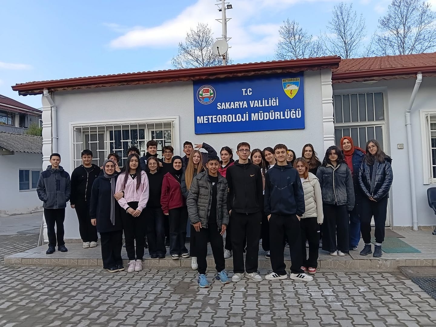 Vakıf Lisesi Meteoroloji Müdürlüğünde